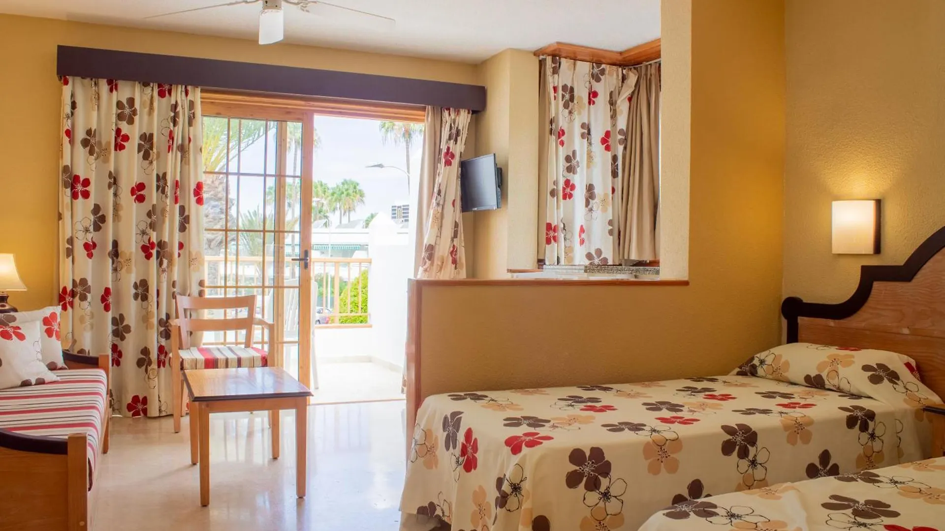 Apartment Apartamentos El Beril Costa Adeje Spain