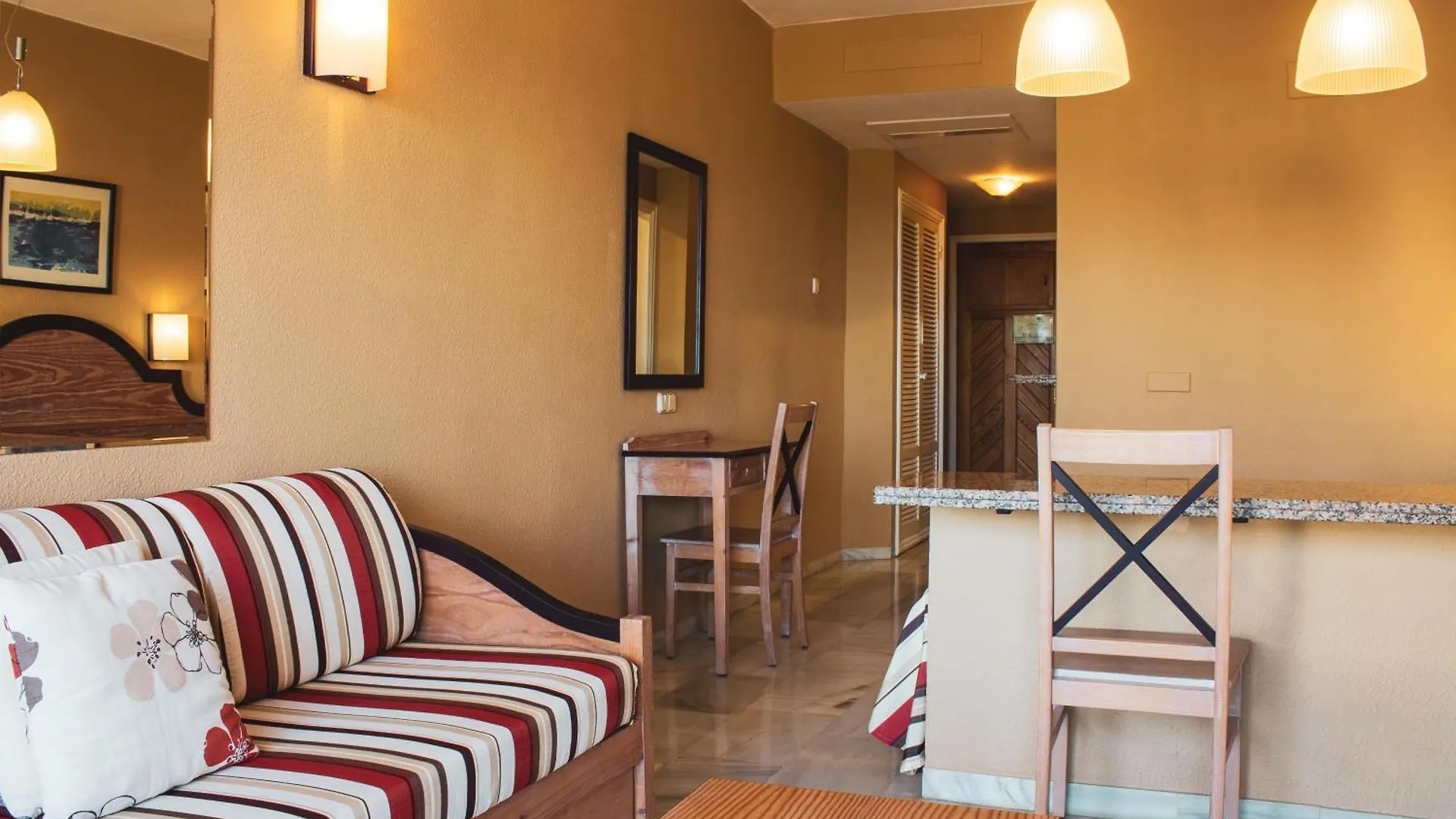 Apartamentos El Beril Costa Adeje 0*, Costa Adeje (Tenerife)